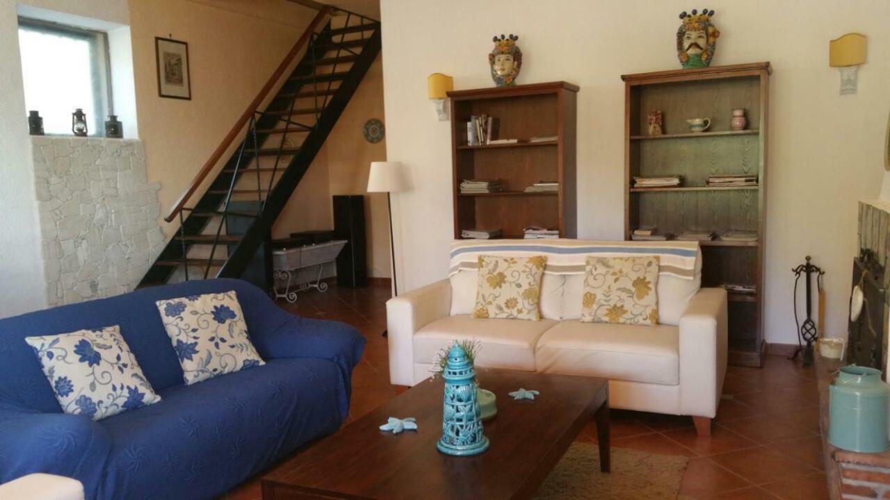 Casa Il Faro Villa Con Piscina Кастельмола Экстерьер фото